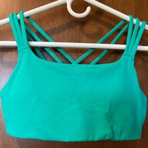 Athleta Hyper Focus sports bra. Soft green, size S.
